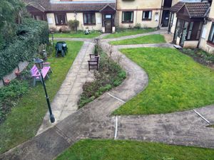 Photo 7- click for photo gallery